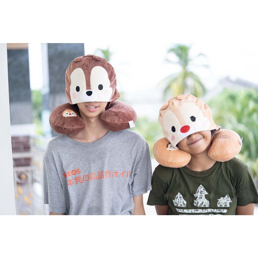 หมอนรองคอ หมองรองคอมีหมวก ลายการตูน ชิปกับเดล (Chip 'n' Dale) เนื้อผ้าอย่างดี ลิขสิทธิ์แท้