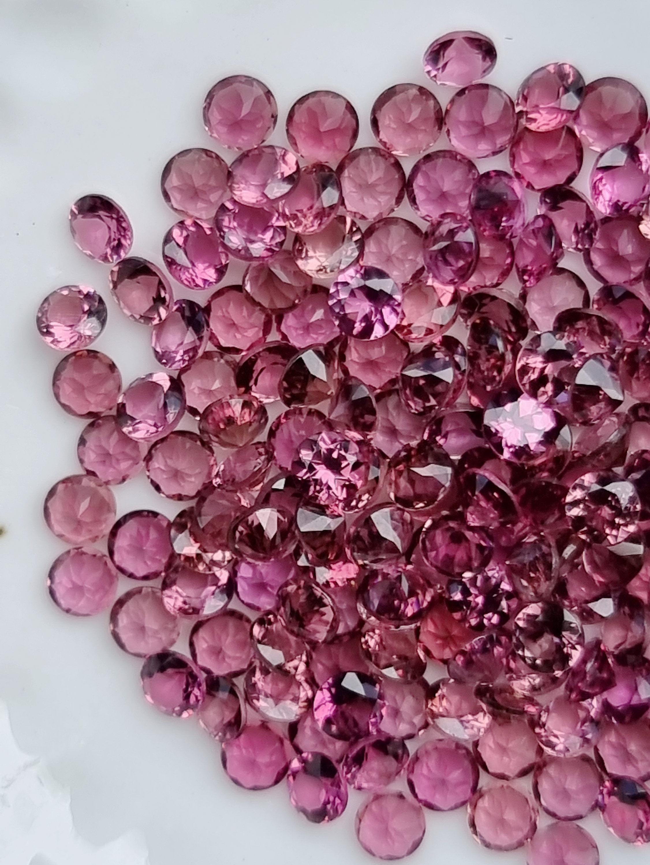 พิ้งค์ทัวมาลีนกลม 3.0มม. 1 กะรัต