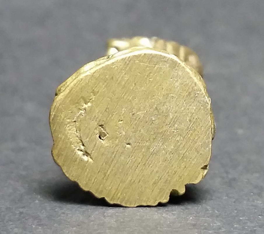 รหัสสินค้า พระกริ่ง พระหล่อ 479 รูปหล่อเจ้าแม่กวนอิม เนื้อทองเหลืองเก่า