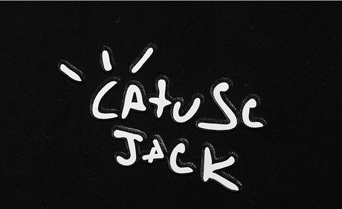 เสื้อยืด CACTUS แบบหวังอี้ป๋อใส่