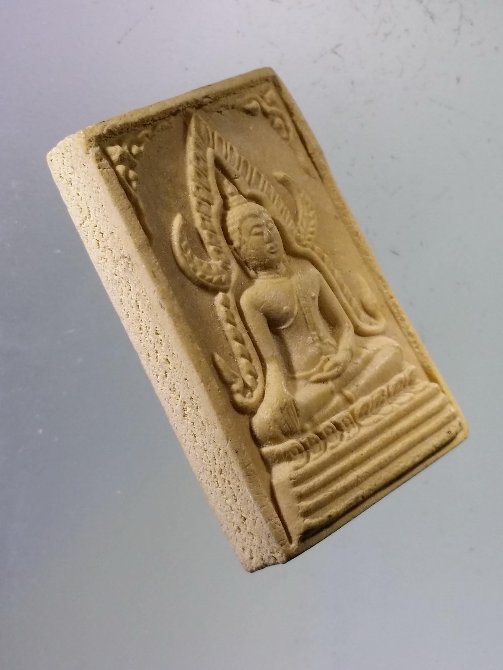 Antig Pim 245 พระพุทธชินราชเนื้อผง รุ่นแรก หลวงพ่อคูณ สร้างปี 2512 ออกวัดแจ้งนอก