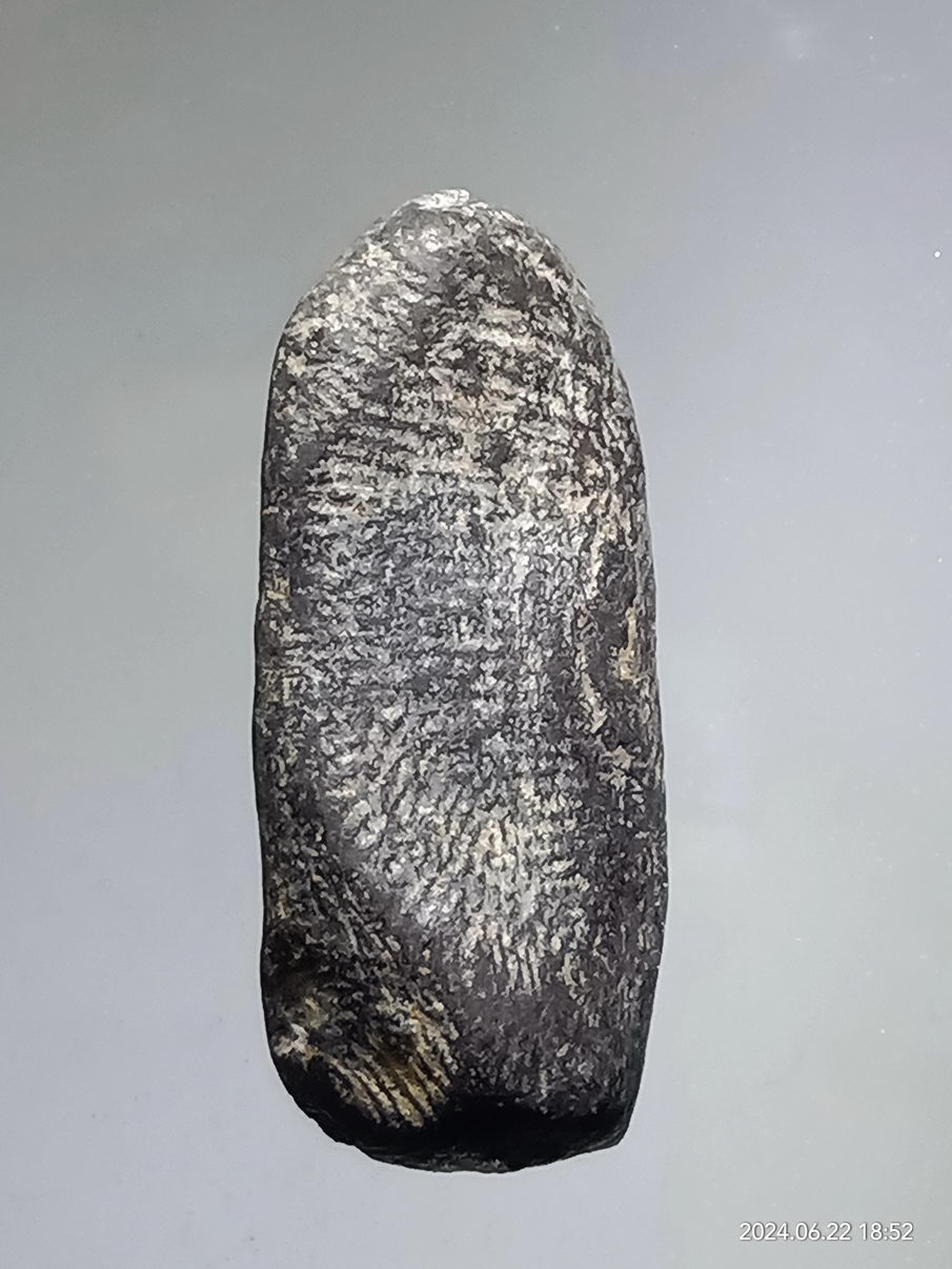 รหัสสินค้า พระเนื้อดิน เนื้อผง เนื้อว่าน 192 พระร่วงเปิดโลก เนื้อดินเผา เป็นพระกรุ ครับ ขนาดเมื่อเทียบกับเหรียญบาท