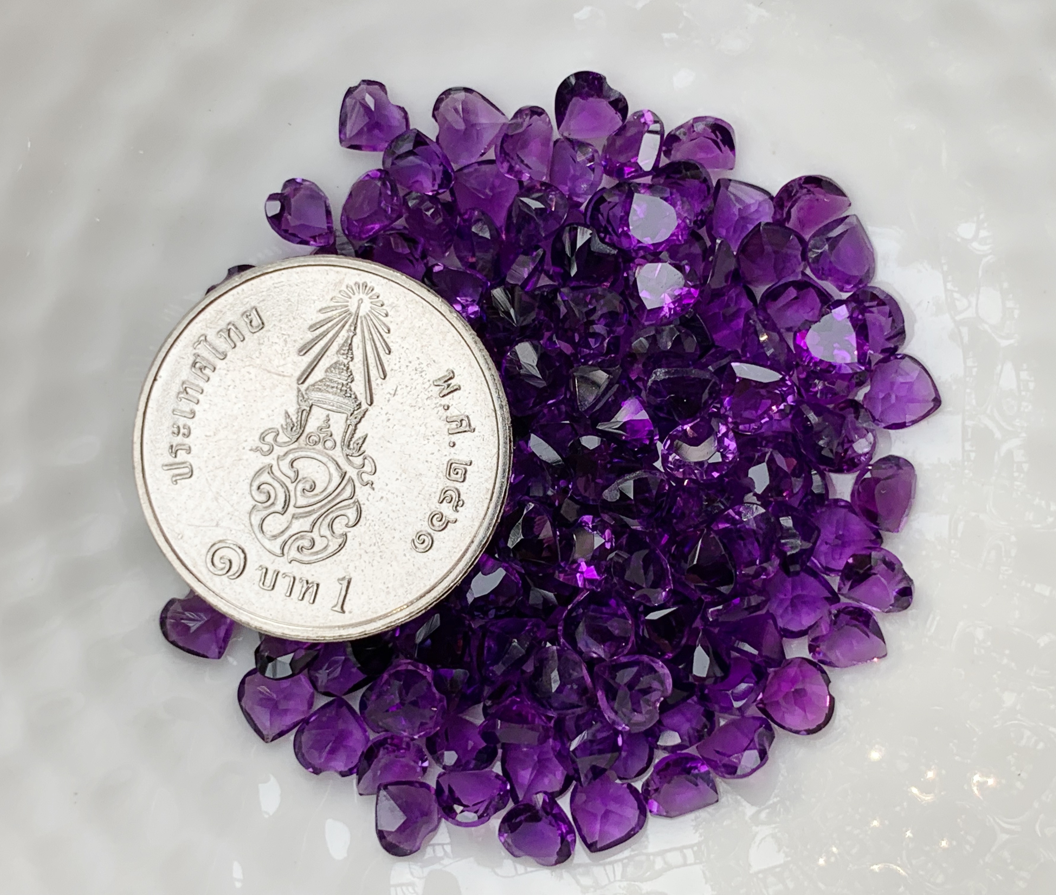 อเมทิสหัวใจ 4 มม. 5 กะรัต