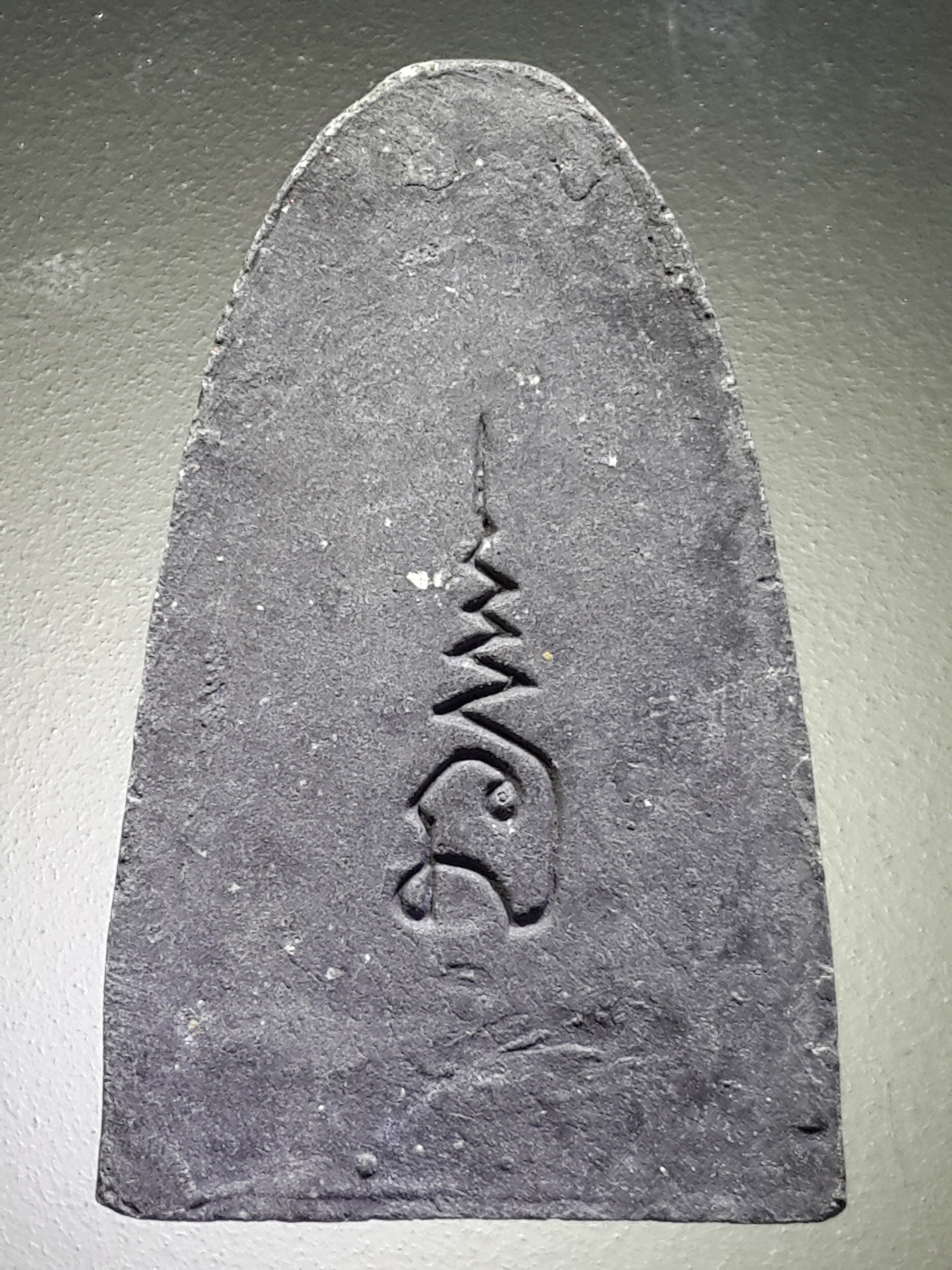 รหัสสินค้า หลวงปู่ทวด วัดต่างๆ 424 หลวงปู่ทวด เนื้อผงใบลาน หลังยันต์นะฤาชา พิมพ์เตารีดหัวมน