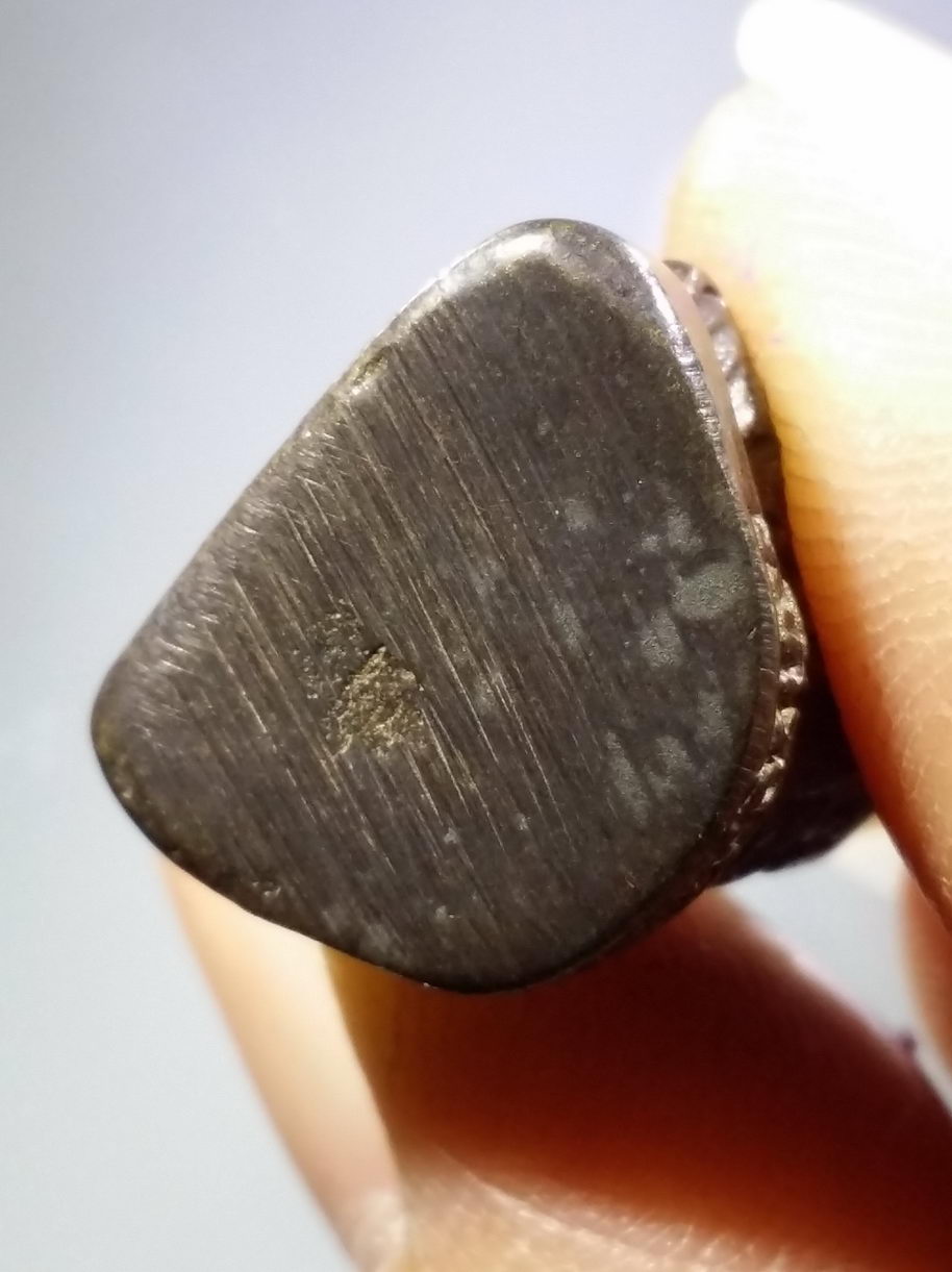 รหัสสินค้า พระมีกล่อง 3868 รูปหล่อเนื้อนวโลหะ หลวงพ่อจ้อย วัดศรีอุทุมพร จังหวัดนครสวรรค์ สร้างปี 2533 ปลุกเสกพิธีเสาร์ 5