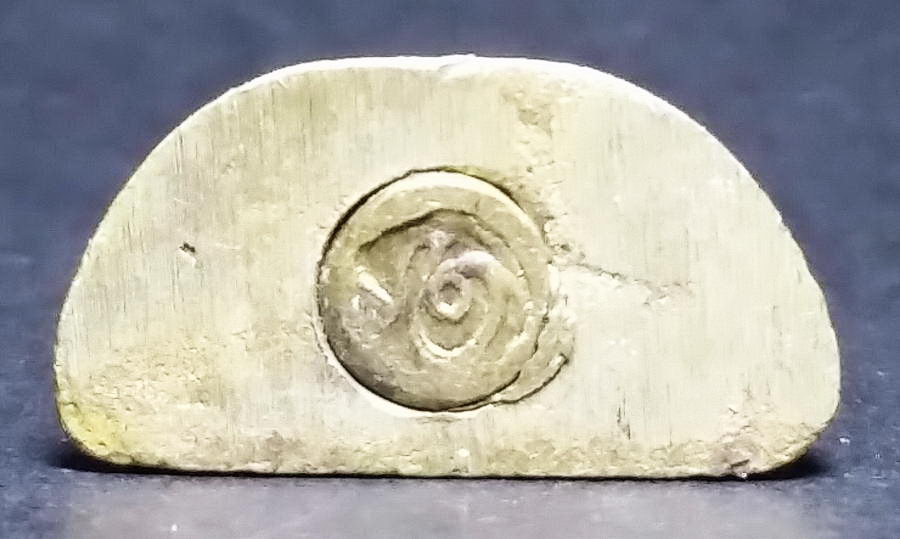 รหัสสินค้า พระกริ่ง พระหล่อ 401 รูปหล่ออุดกริ่งเนื้อทองผสม พระพุทธหลวงพ่อโต วัดลาดหญ้าแพรก จังหวัดนครปฐม