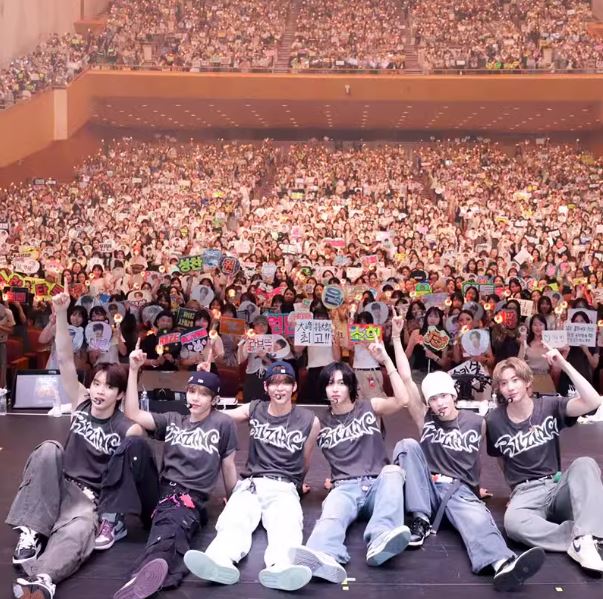 เสื้อยืด RIIZE : 2024 RIIZE FAN-CON 'RIIZING DAY'