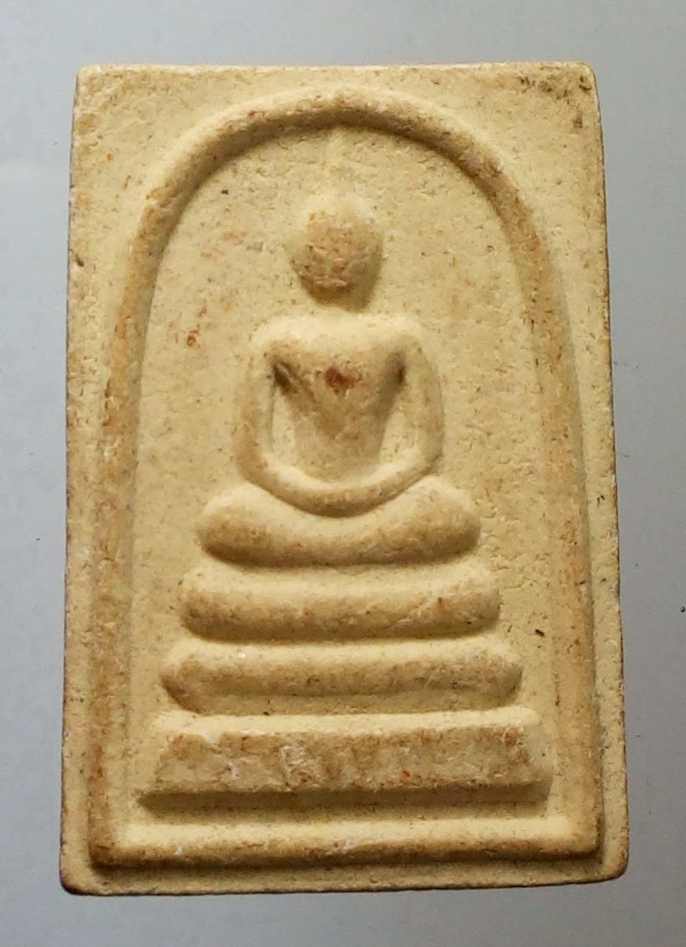 รหัสสินค้า พระสมเด็จ วัดต่างๆ 432 พระสมเด็จเนื้อผงปั๊มตรายาง หลวงพ่อดาบทอง วัดโนนสว่าง อำเภอโพธิ์ประทับช้าง จังหวัดพิจิตร
