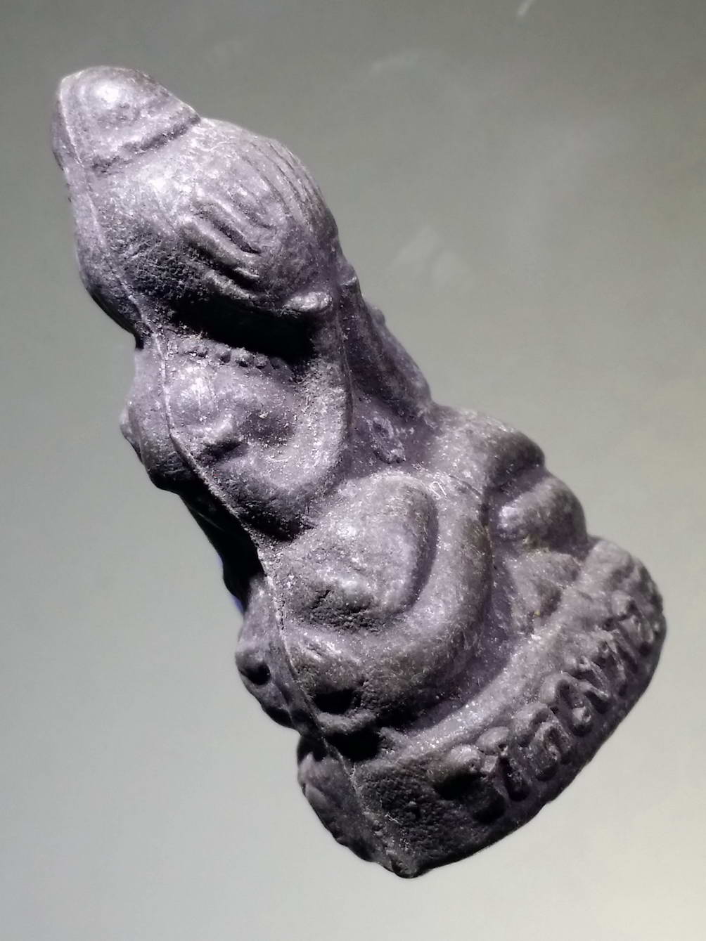 รหัสสินค้า พระปิดตา ทั่วไป 146 พระปิดตาลอยองค์ เนื้อผงใบลาน หลวงพ่อเจิม วัดพุทธบูชา