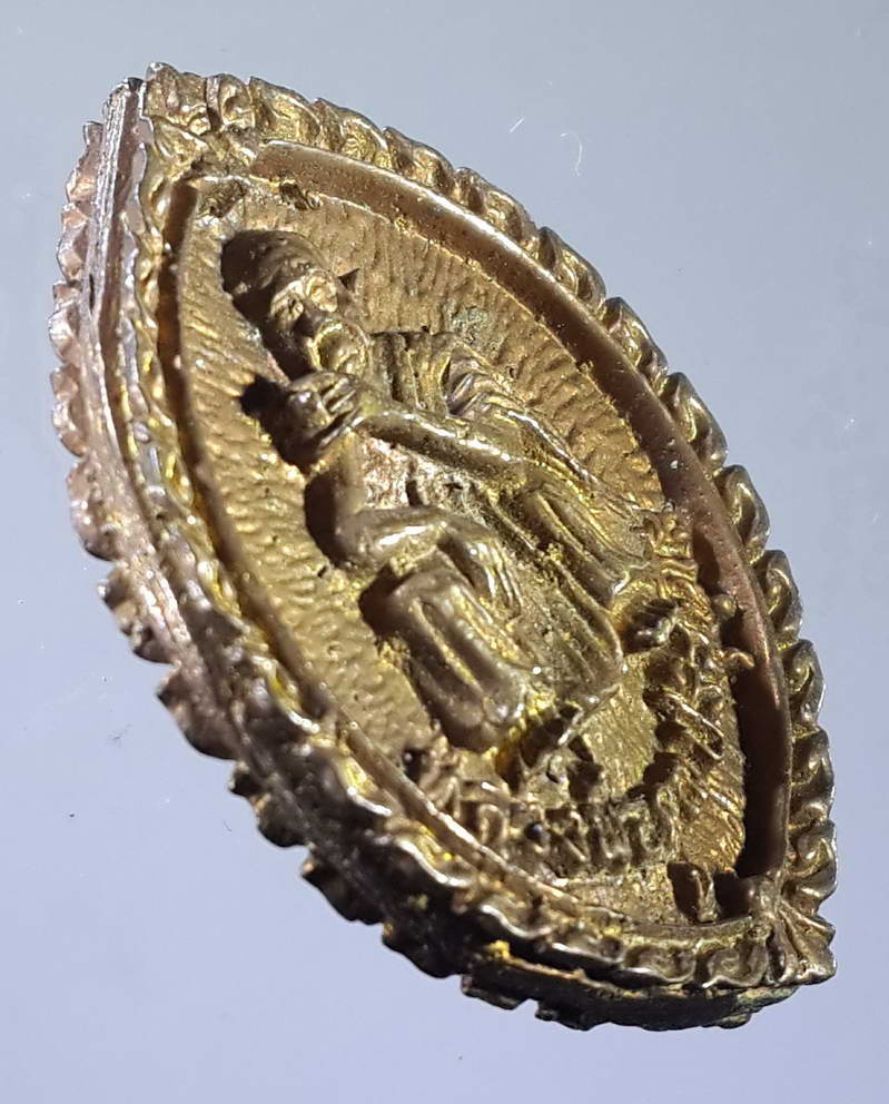 รหัสสินค้า พระกริ่ง พระหล่อ 065 เหรียญหล่อหลวงพ่อคูณ หลังพระสังกัจจายน์ วัดบ้านไร่ อำเภอด่านขุนทด จังหวัดนครราชสีมา รุ่นมีกูแล้วรวย ตอกโค๊ต พระรายการนี้ให้เช่าบูชาแล้ว