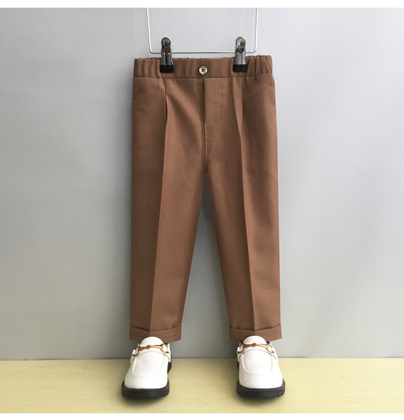 Bset0136- ชุดออกงานเด็กชายสีน้ำตาล 5ชิ้น มี เสื้อสูท+เสื้อกั๊ก+กางเกง+โบว์+เข็มกลัดดอกไม้ ชุดสูทเด็กชายทรงสวย ทรงสวยสุดหรู ดูดี เนื้อผ้าสวยใส่สบาย ขนาดชุด +ดูเพิ่ม ในรายละเอียด