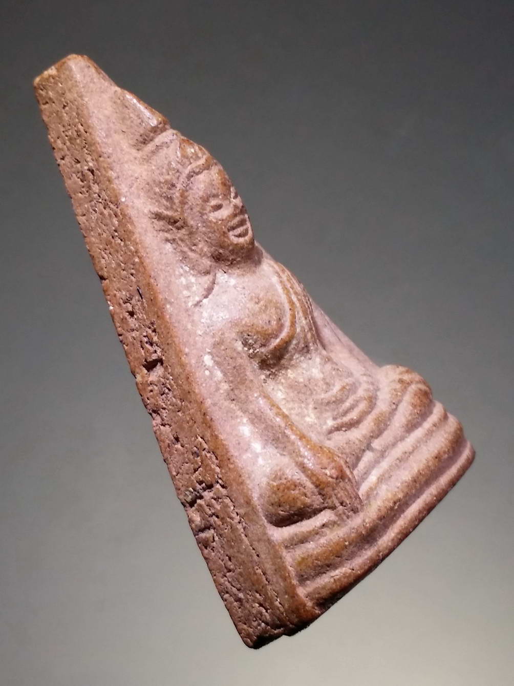 รหัสสินค้า พระไม่ทราบที่ 263 พระนางพญา เนื้อผง สีน้ำตาล ไม่ทราบที่