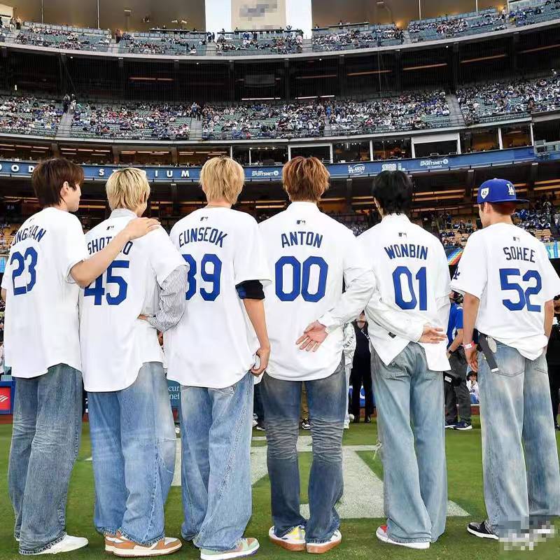 เสื้อยืด RIIZE : DODGER STADIUM PERFORMANCE