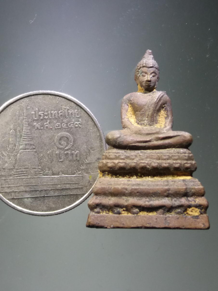 รหัสสินค้า พระมีกล่อง 3888 พระพุทธสิหิงค์ หล่อโบราณ เนื้อโลหะผสม วัดสวนอธิษฐานบารมี จังหวัดพิษณุโลก รุ่นฉลองธรรมอุโบสถ