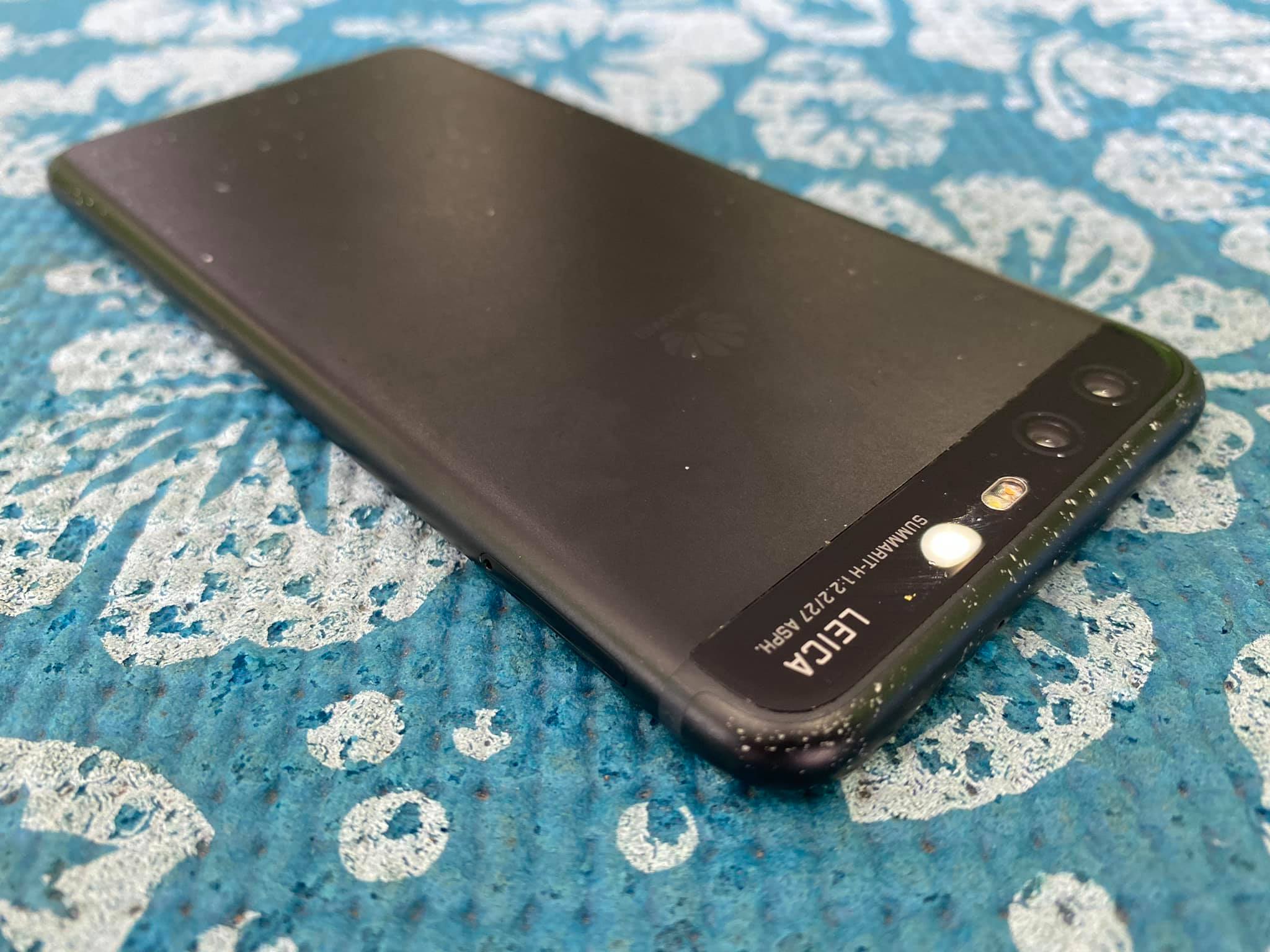 ( SOLD OUT ) Huawei P10