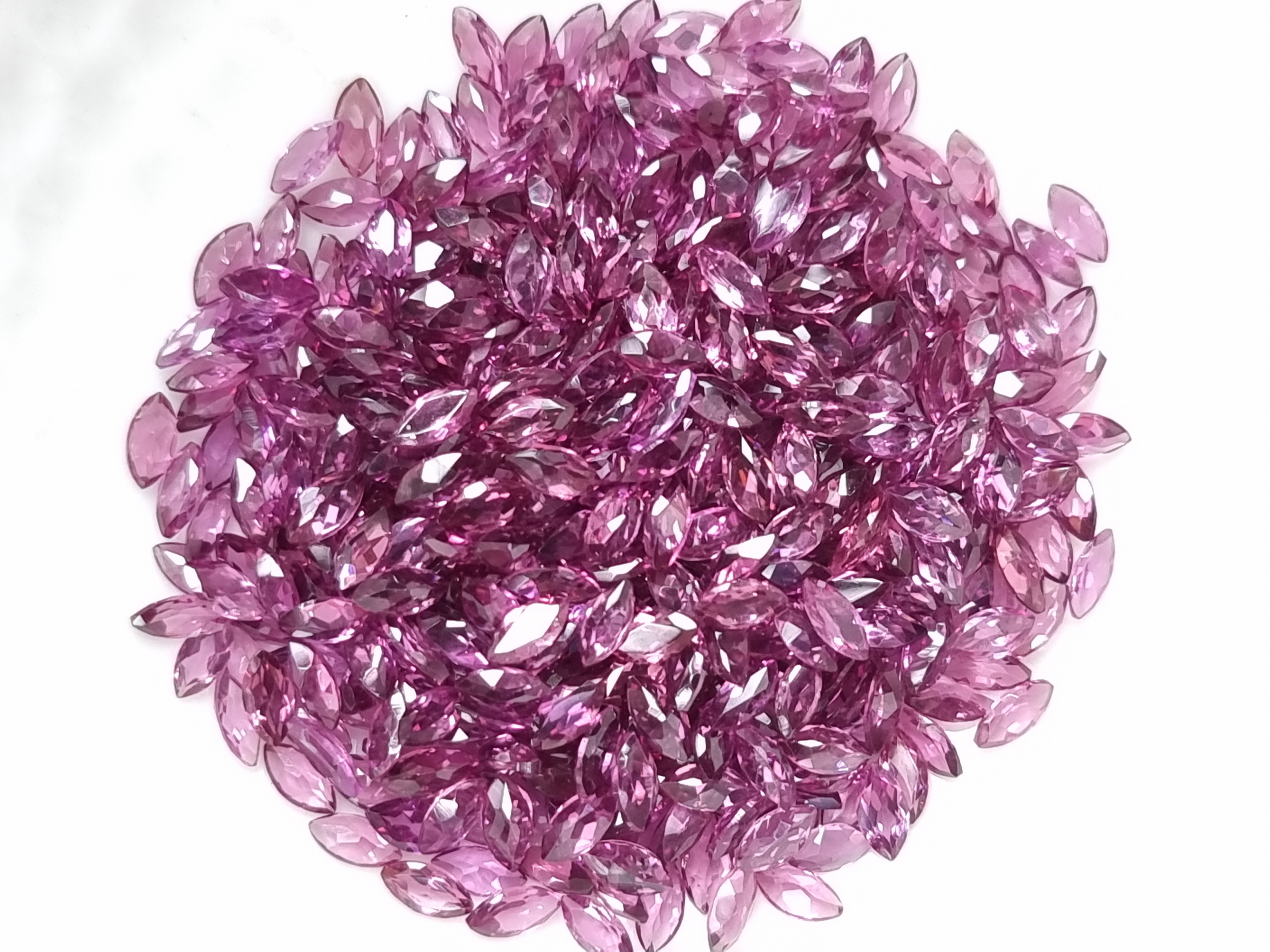 Rhodolite โรโดไลท์มาคี 4×2 มม. 5 กะรัต