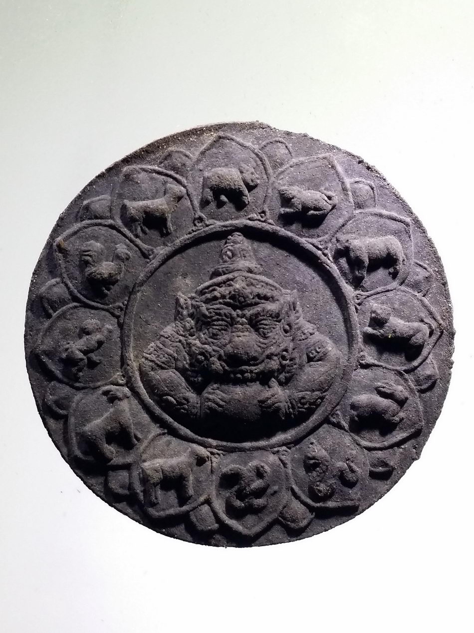 รหัสสินค้า จตุคามรามเทพ 896 จตุคามรามเทพ รุ่น เก้าหน้ามหาโชคมหาเศรษฐี วัดอ้ายเขียว เนื้อว่านกากยายักษ์