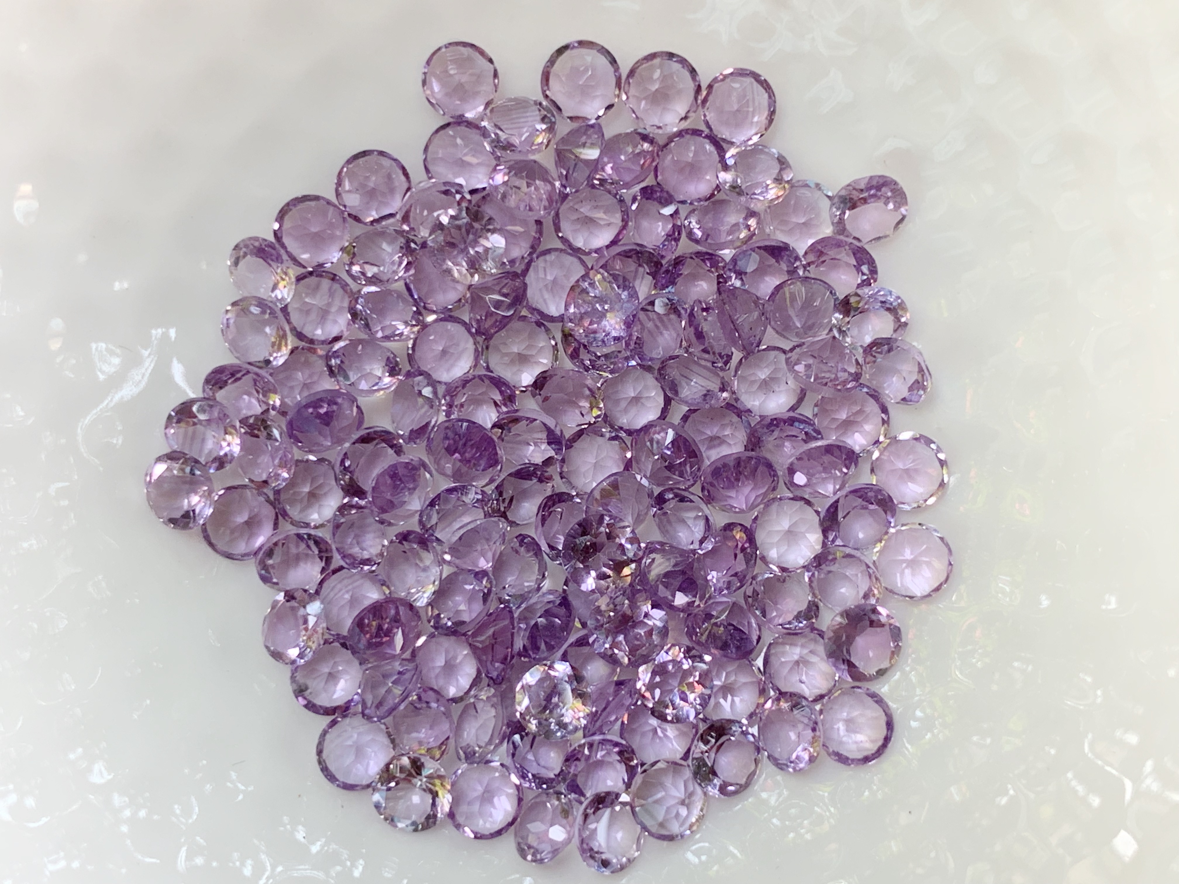 อเมทิสอ่อนกลม 4.0 มม. 5 กะรัต