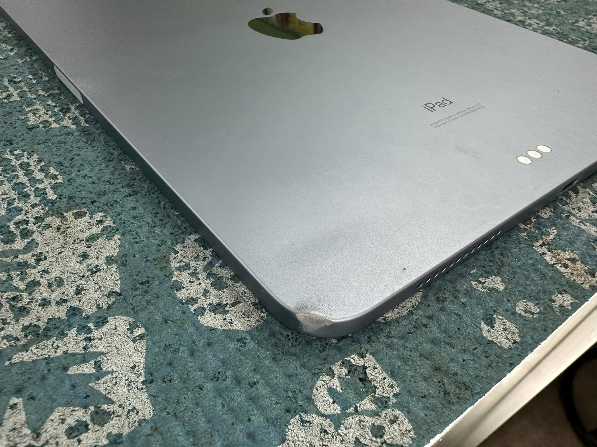 ( SOLD OUT ) iPad Air 4 256GB Wifi TH