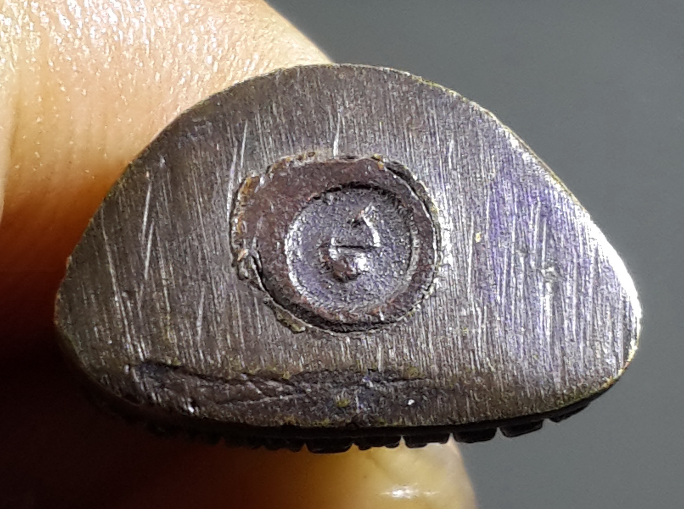 รหัสสินค้า พระกริ่ง พระหล่อ 251 รูปหล่อพระพุทธหลวงพ่อหินแดง วัดแจงร้อน เนื้อนวโลหะ อุดกริ่ง