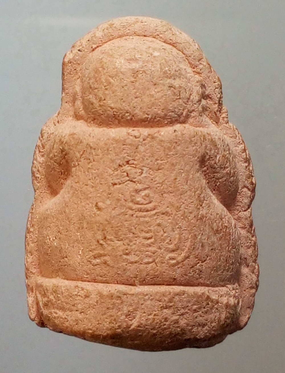 รหัสสินค้า พระไม่ทราบที่ 205 พระปิดตาเนื้อผง สวรรค์บ้านนา พิมพ์ลอยองค์ ไม่ทราบที่