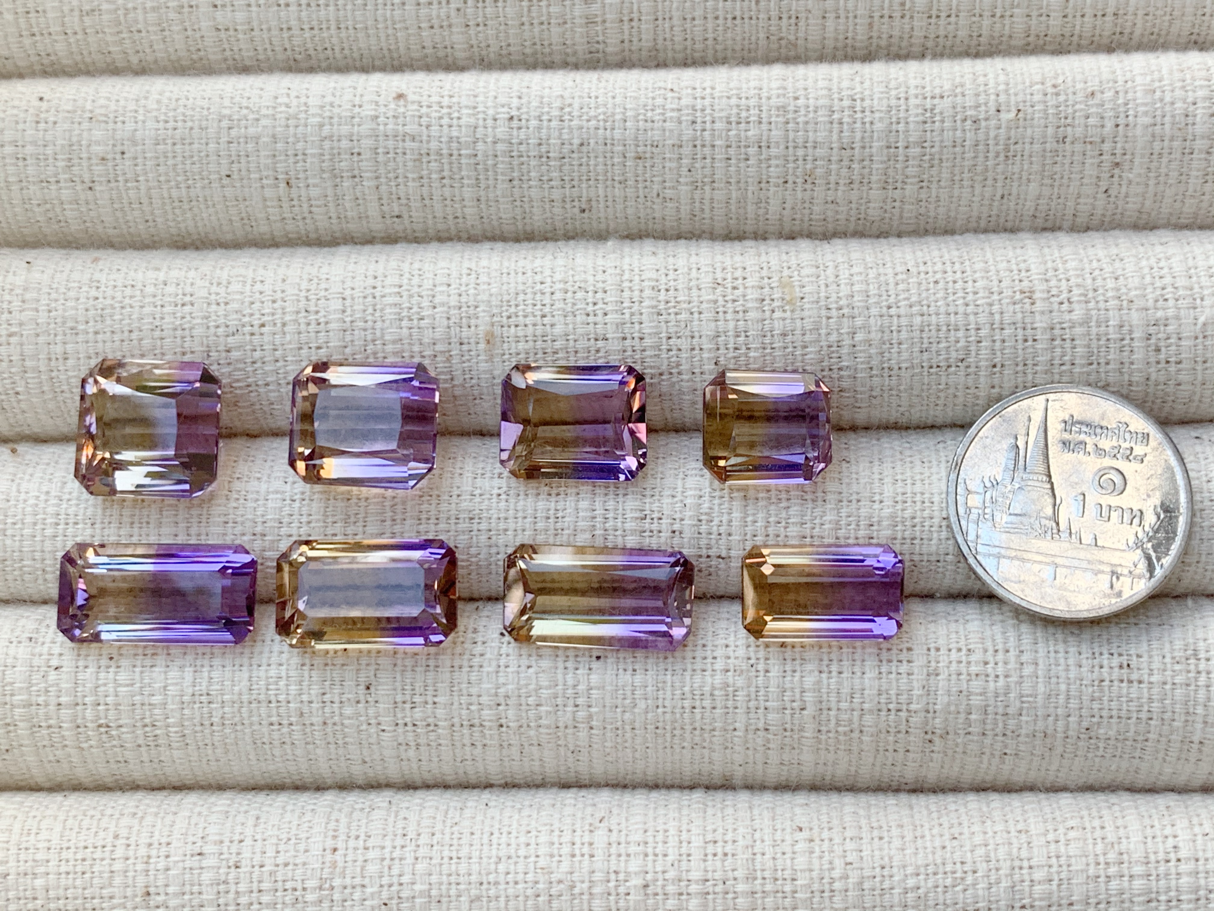 อเมทริน 60.85 กะรัต