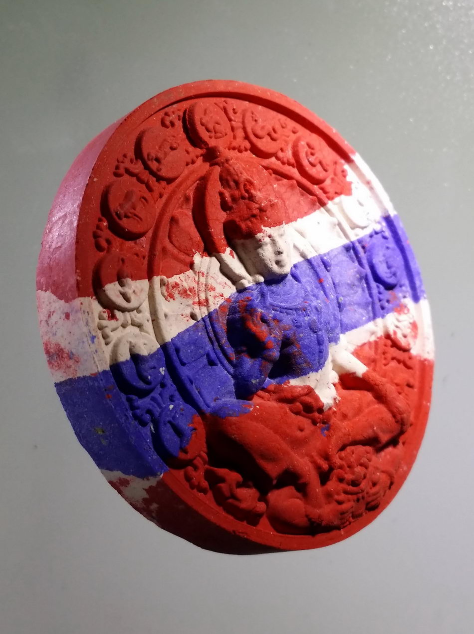 รหัสสินค้า จตุคามรามเทพ 739 พระเทวราชโพธิสัตว์จตุคามรามเทพ - พระพิฆเณศวรเทพเจ้าแห่งความสำเร็จ รุ่นมงคลทรัพย์แสนล้าน เนื้อว่านลายธงชาติไทย