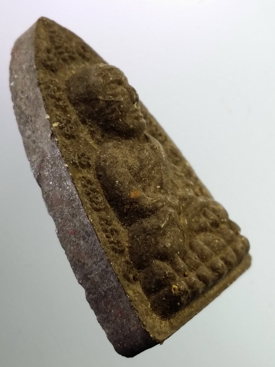 รหัสสินค้า หลวงปู่ทวด วัดต่างๆ 512 หลวงปู่ทวด รุ่นปิดทองหลังพระ วัดไร่มะม่วงพระราชดํารัส