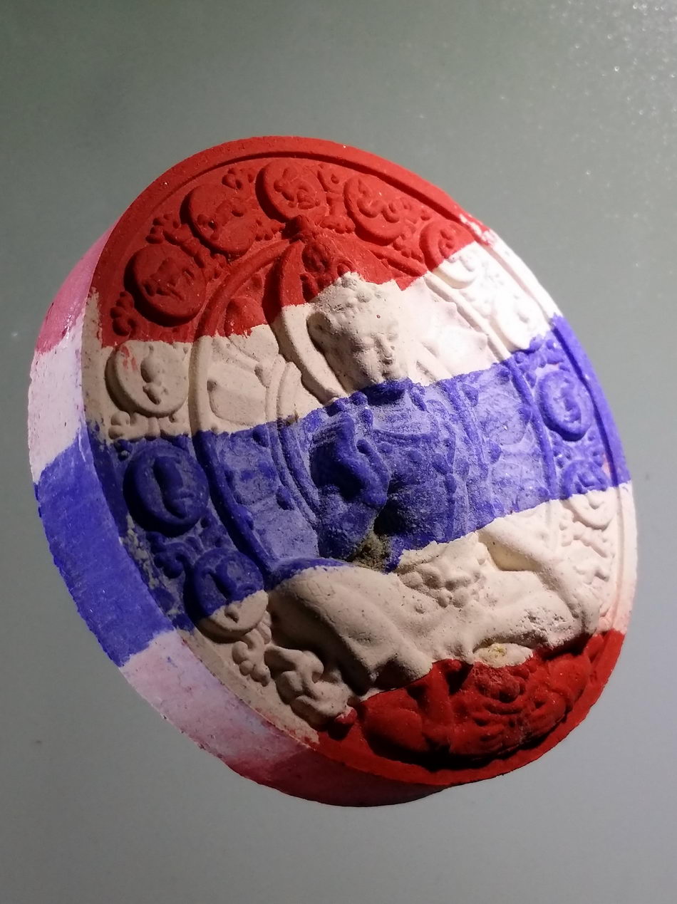 รหัสสินค้า จตุคามรามเทพ 740 พระเทวราชโพธิสัตว์จตุคามรามเทพ - พระพิฆเณศวรเทพเจ้าแห่งความสำเร็จ รุ่นมงคลทรัพย์แสนล้าน เนื้อว่านลายธงชาติไทย