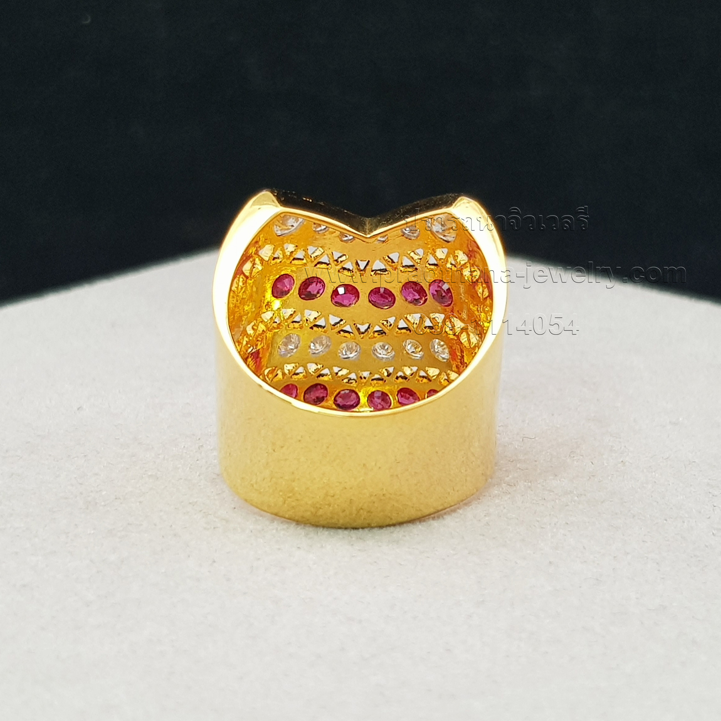 แหวนหน้ากว้างทับทิมสลับเพชร