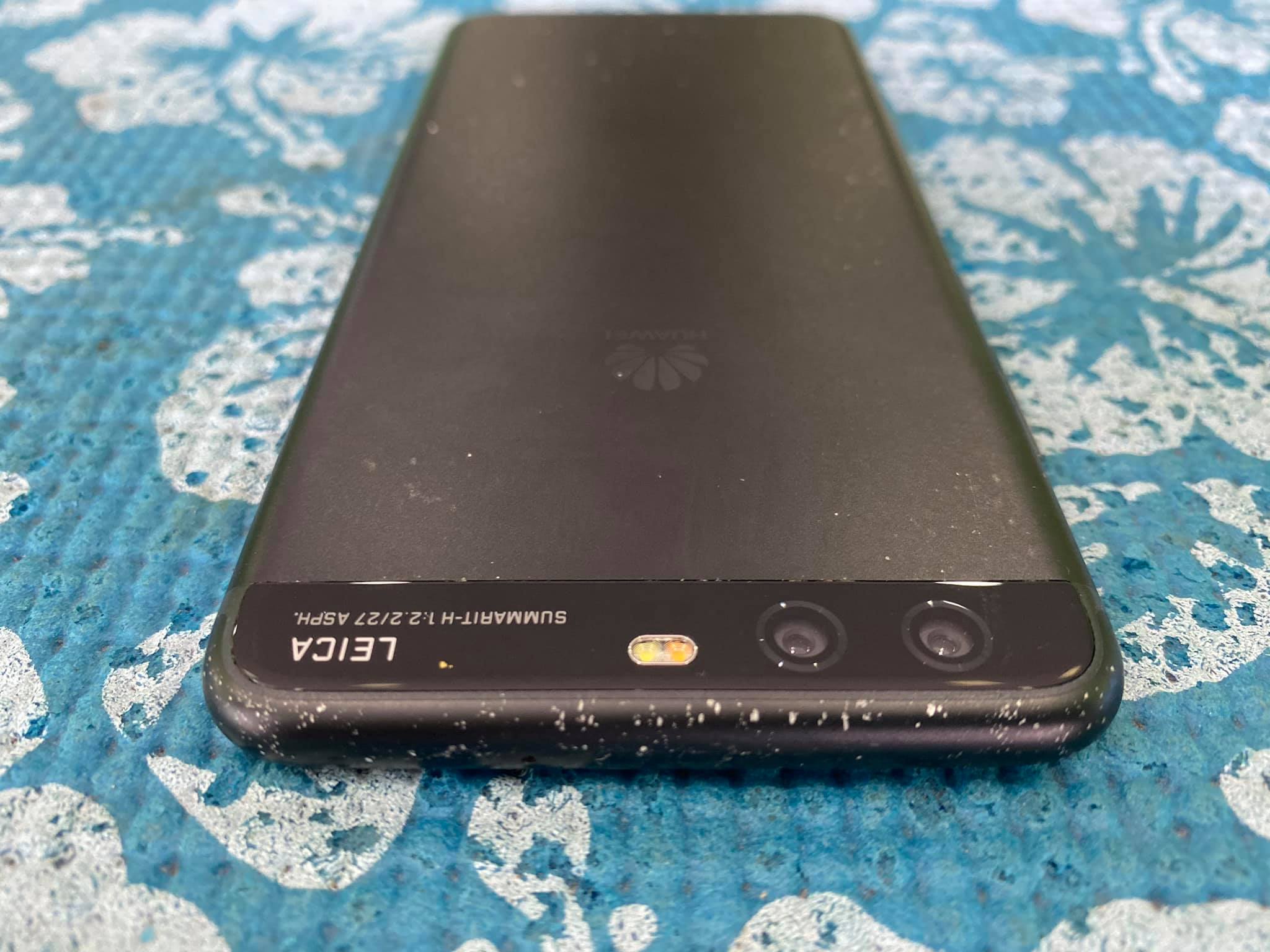 ( SOLD OUT ) Huawei P10