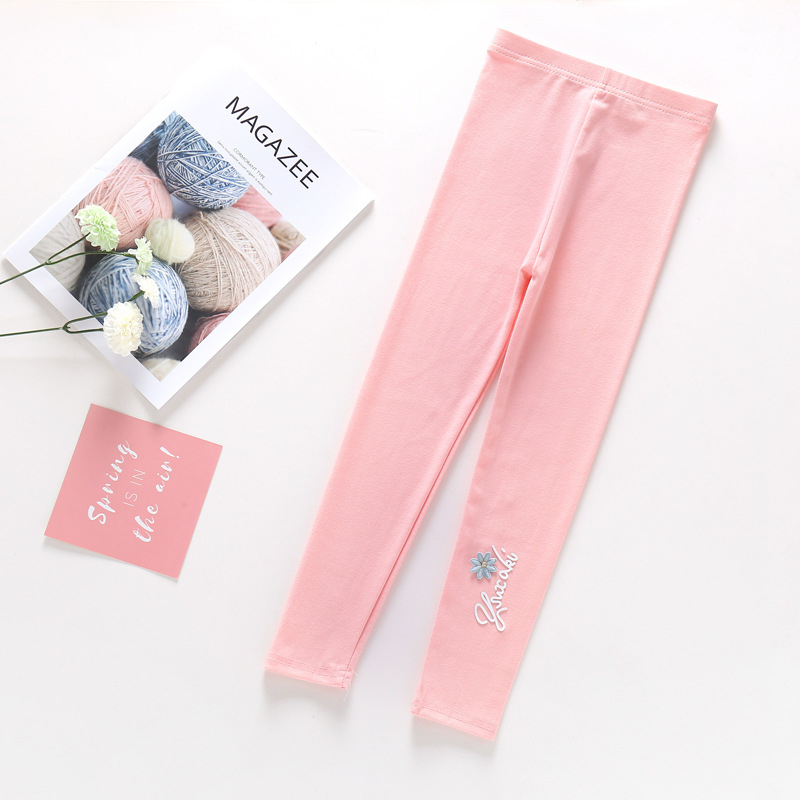 P31022 พร้อมส่งเลกกิ้งเด็กสีชมพู แต่งดอกไม้+อักษร