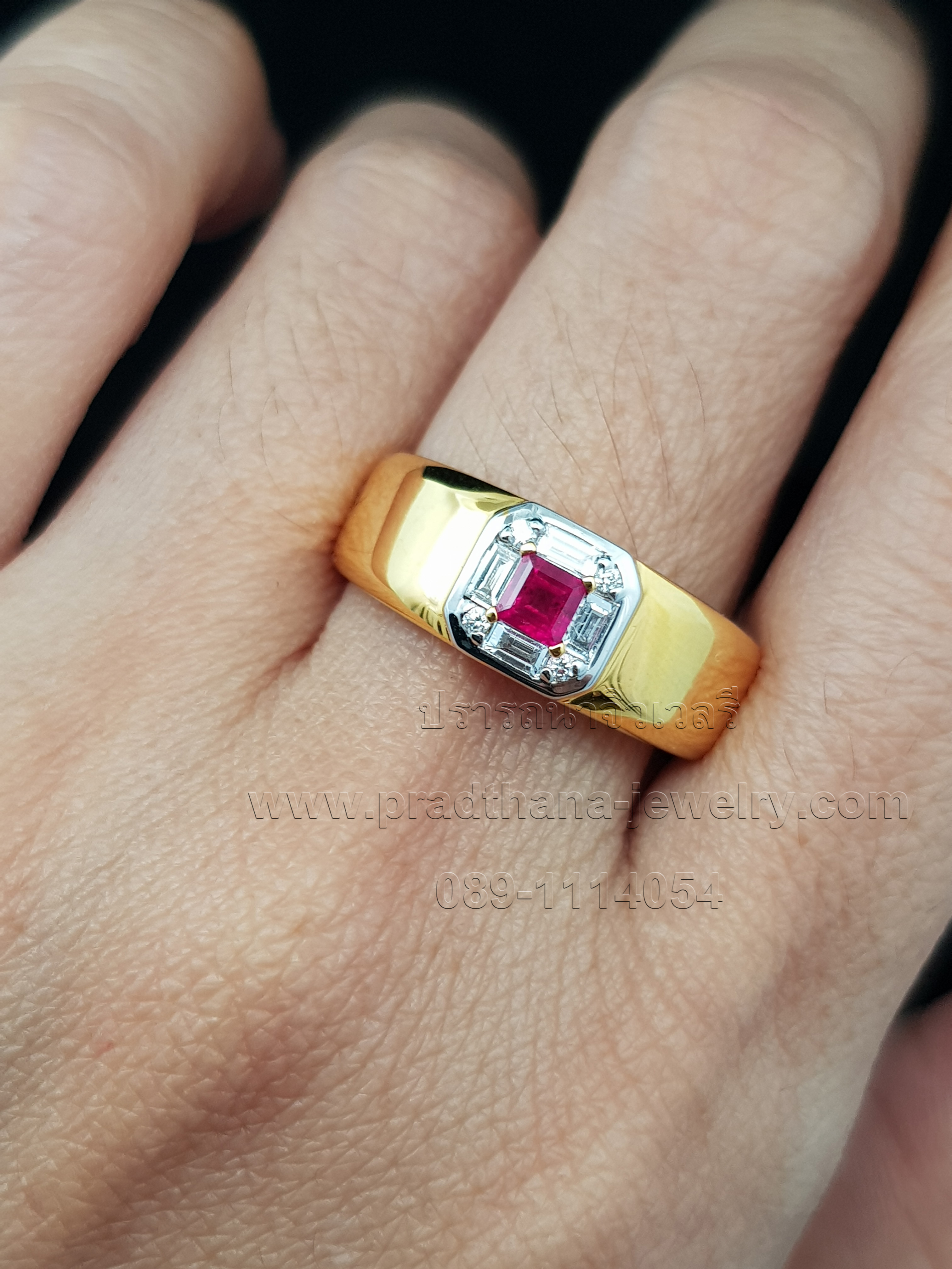 แหวนปลอกมีดทับทิมประดับเพชร **ขายแล้ว**