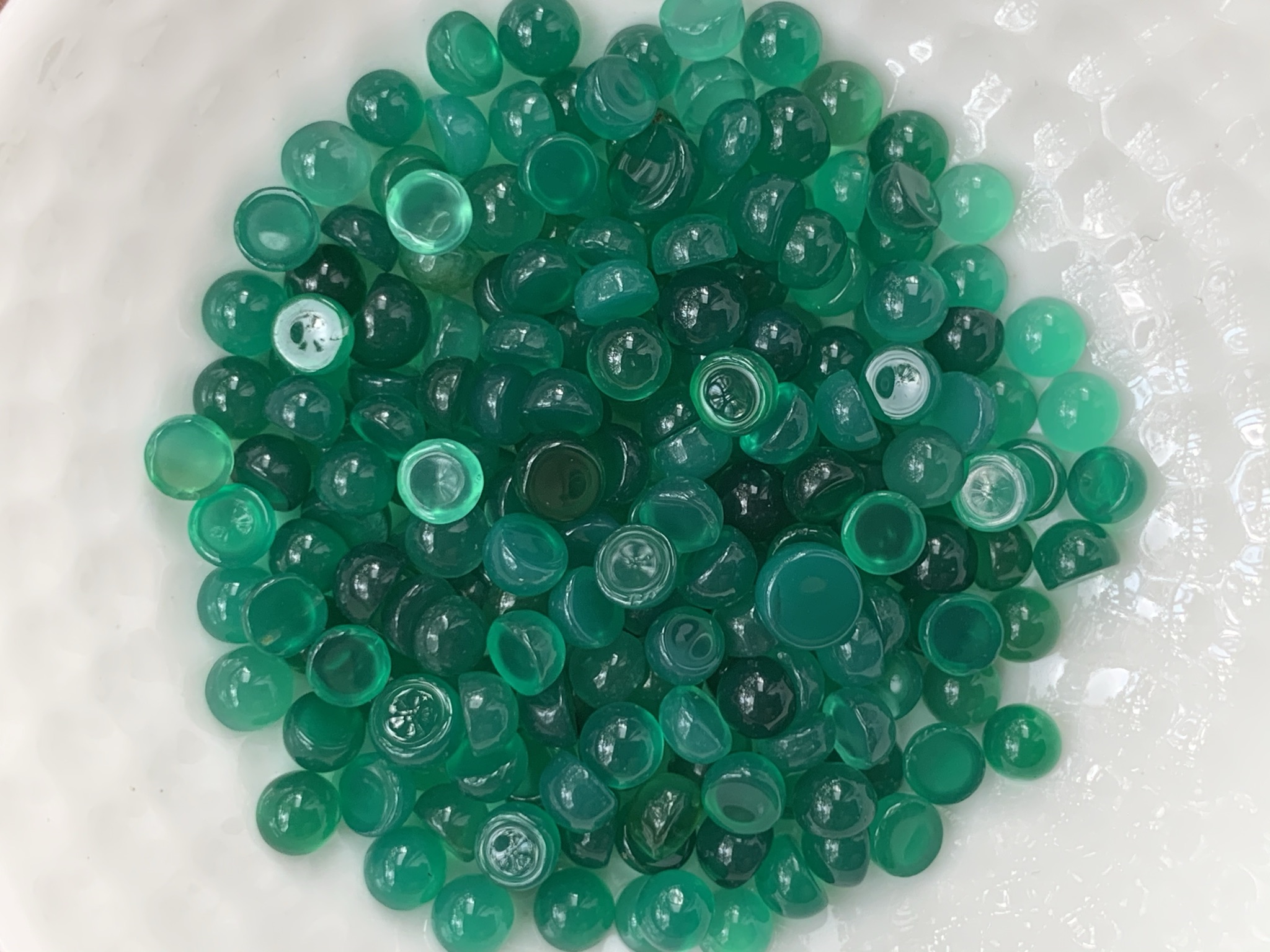 โมรากลมหลังเบี้ย 4.0 มม. 20 กะรัต