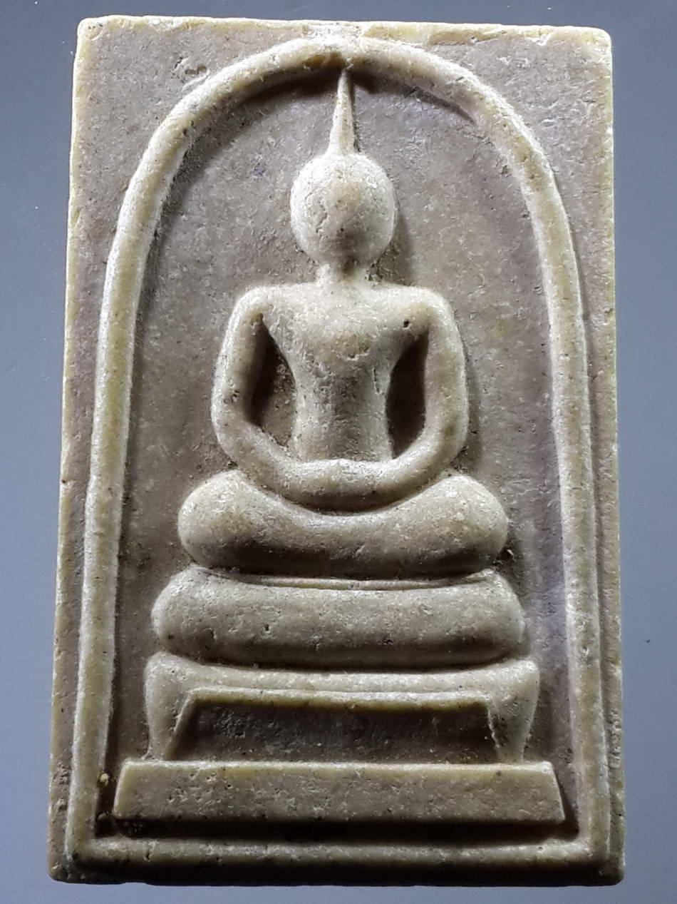 รหัสสินค้า พระสมเด็จ วัดต่างๆ 562 พระสมเด็จ เนื้อผงน้ำมัน หลังพระธาตุวัดม่วงชุม อำเภอหล่มเก่า จังหวัดเพชรบูรณ์