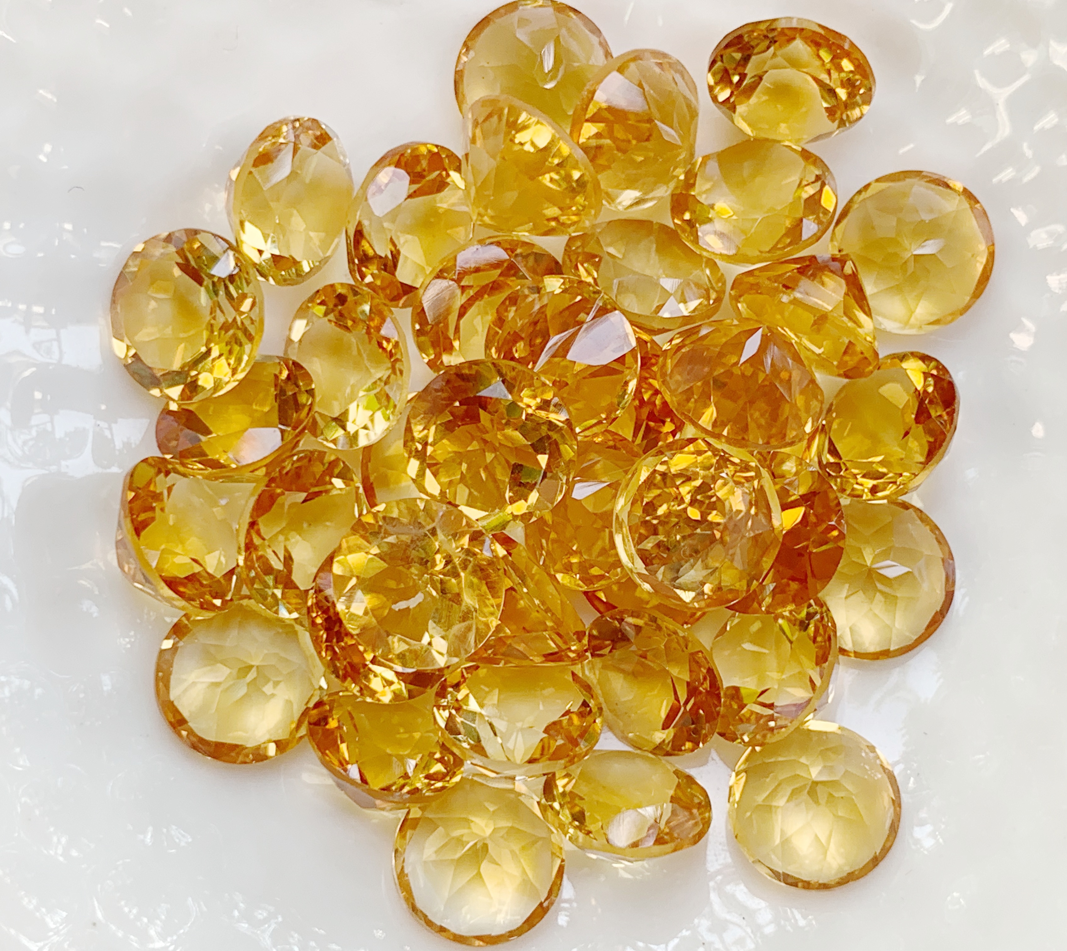 ซิทรินเข้มกลม 8.0 มม. 1 เม็ด