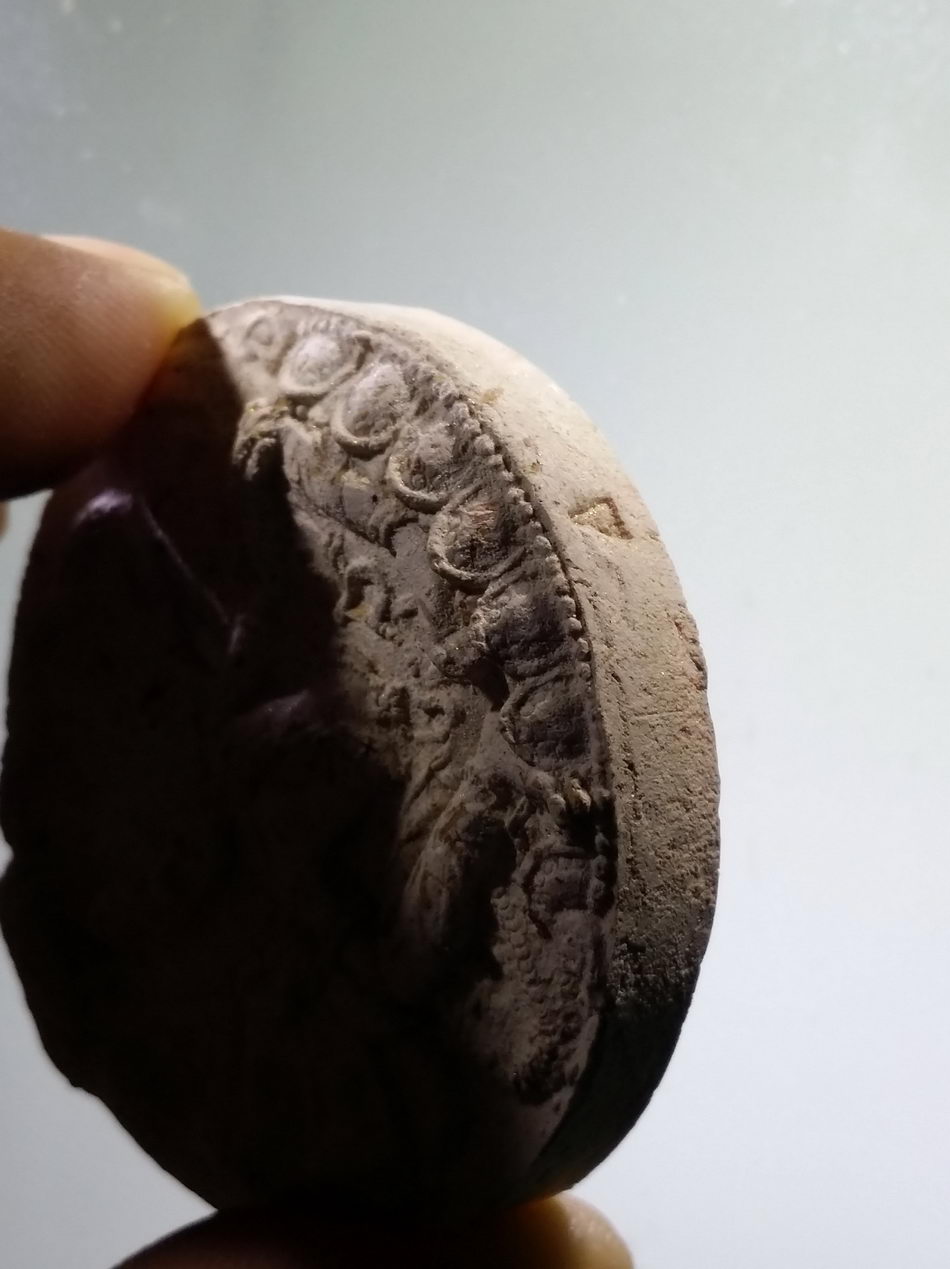 รหัสสินค้า จตุคามรามเทพ 892 พระเทวราชโพธิสัตว์จตุคามรามเทพ รุ่นรวยวัน รวยคืน พิธีมหาพุทธาภิเษก เทวาภิเษก ณ.วัดพระมหาธาตุวรมหาวิหาร จังหวัดนครศรีธรรมราช สร้างปี 2550 เนื้อว่านขาวฝังตะกรุด