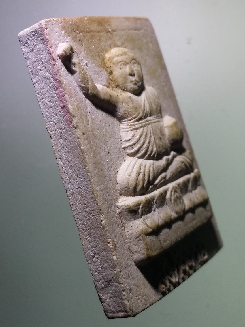 รหัสสินค้า พระไม่ทราบที่ 555 พระสังกัจจายน์เนื้อผง ปั๊มตรายาง ไม่ทราบสำนัก พระรายการนี้ให้เช่าบูชาแล้ว