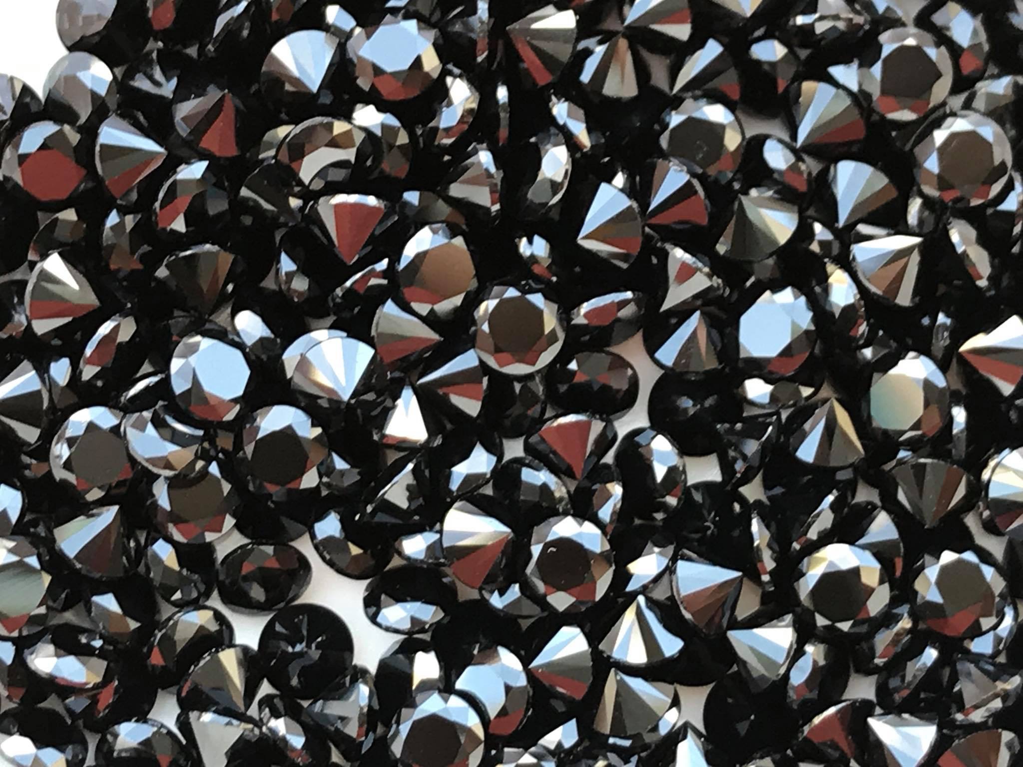 นิลกลม 3.0 มม. 5 กะรัต