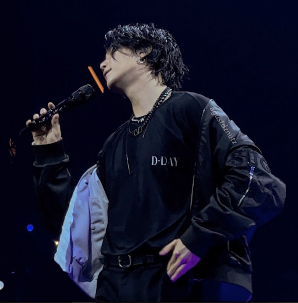 เสื้อยืด BTS SUGA : คอนเสิร์ต AgustD D-Day