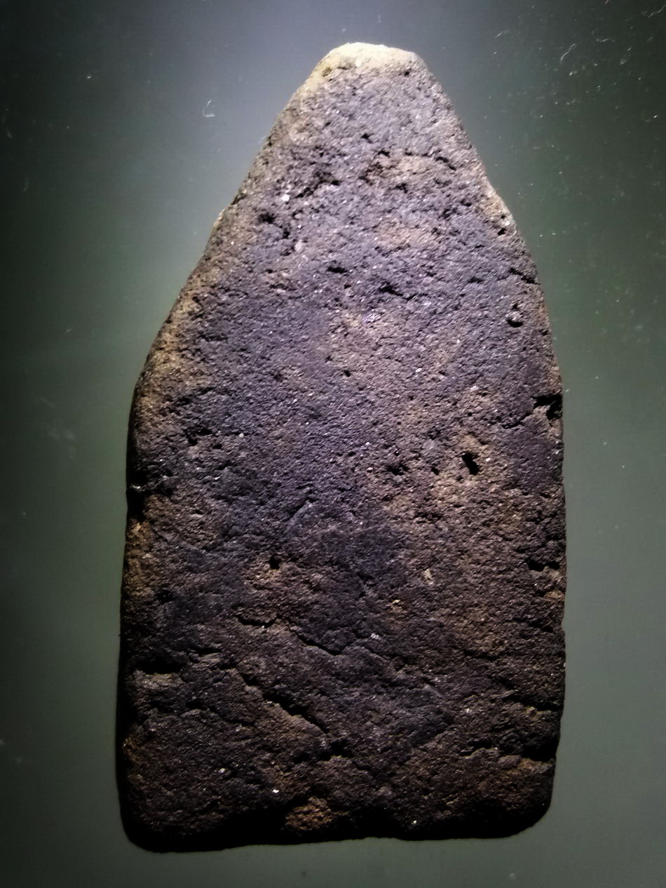 รหัสสินค้า พระกรุ 100 พระขุนแผนพลายเดี่ยว กรุวัดบ้านกร่าง จังหวัดสุพรรณบุรี สภาพชำรุด พระฟอร์มหนา เริ่มหายากแล้วครับ