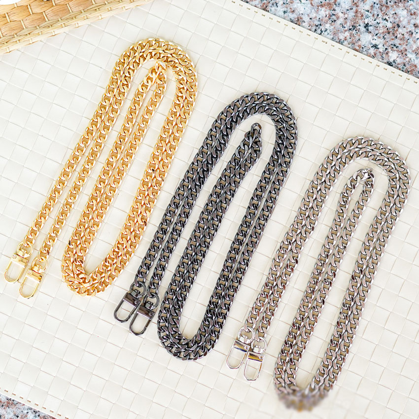 สายโซ่ สายกระเป๋า สายกระเป๋าโซ่เหล็กตัดเหลี่ยม อย่างดี อย่างหนา ห่วงตัวยู 120CM อะไหล่เงิน-อะไหล่ทอง-อะไหล่คาร์บอน พร้อมส่ง
