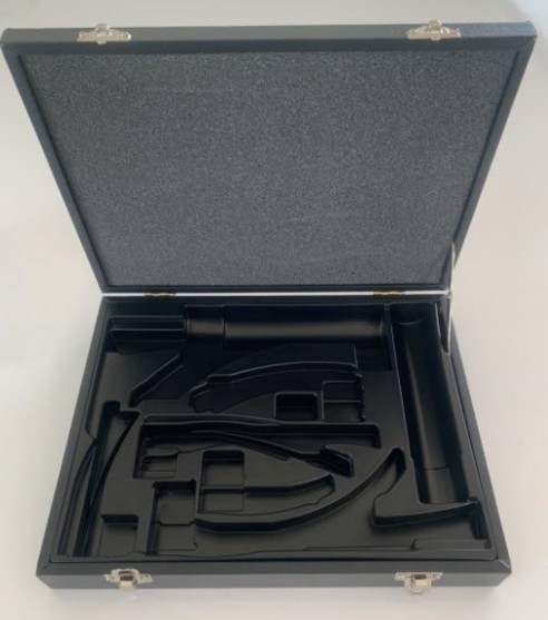 กล่องใส่ Laryngoscope