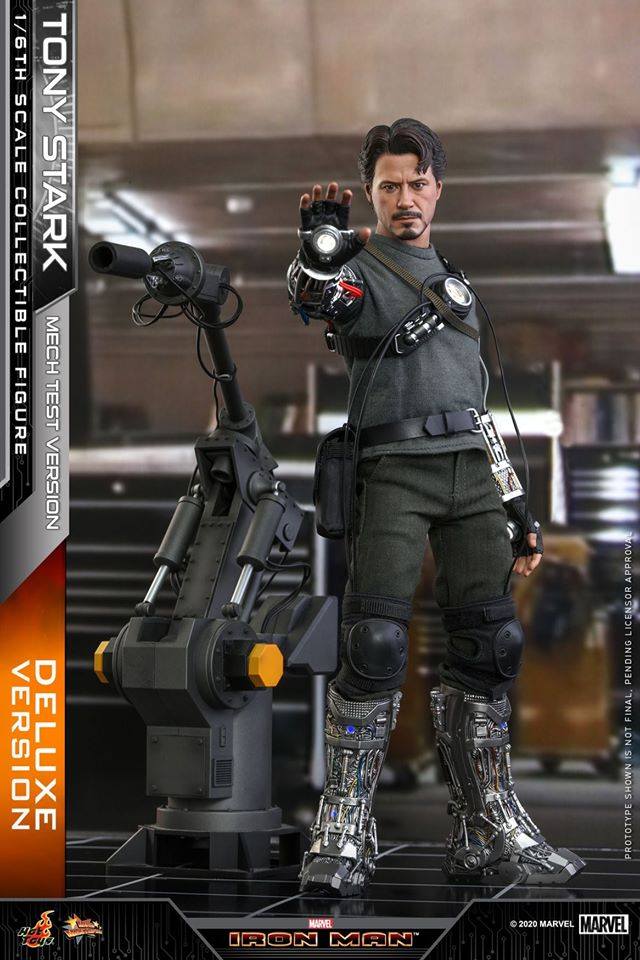 เปิดรับPreorder มัดจำ 4925 บาท Hot Toys: MMS582 1/6 Tony Stark: Iron Man (Mech Test Version) 1/6 Scale (Delxue)