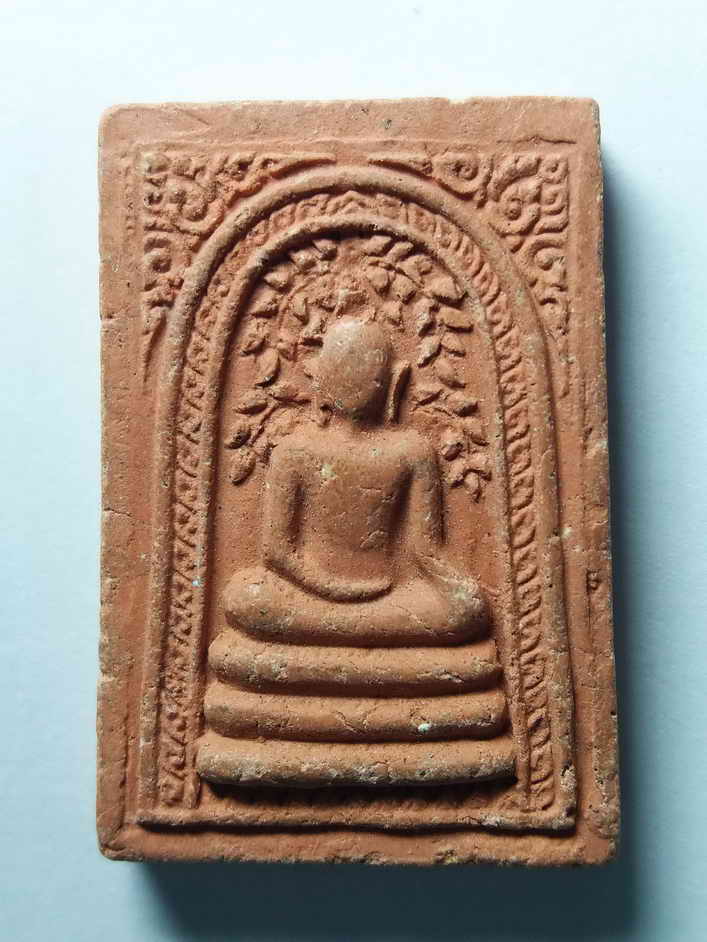 รหัสสินค้า พระสมเด็จ วัดต่างๆ 121 พระสมเด็จปรกโพธิ์ พิมพ์สะดุ้งกลับ วัดก้อนแก้ว จังหวัดฉะเชิงเทรา พระรายการนี้ให้เช่าบูชาแล้ว