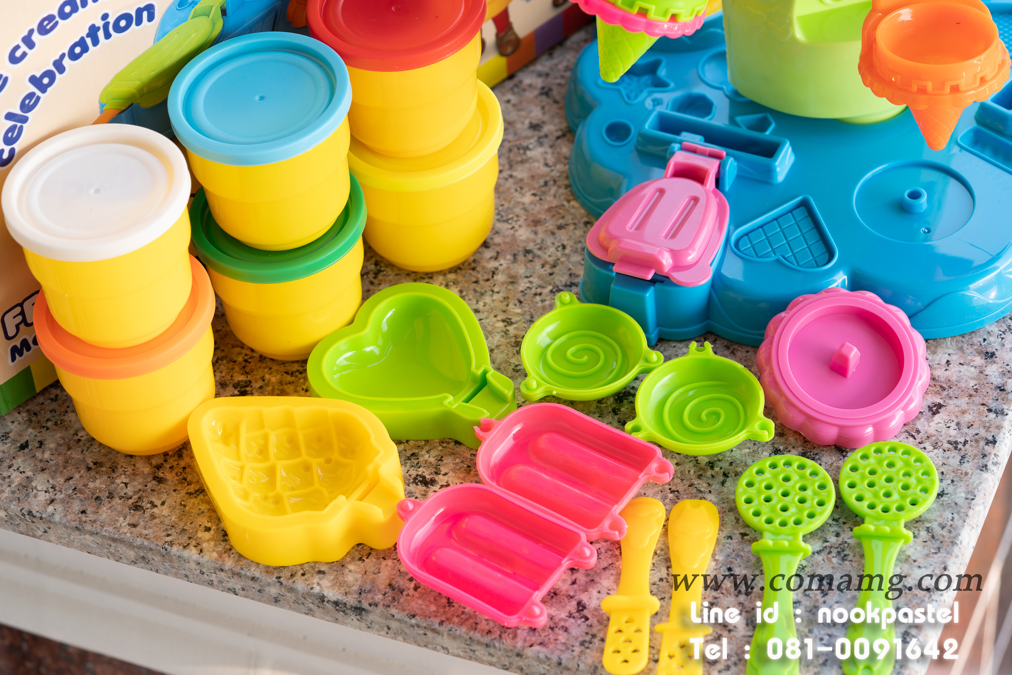 แป้งโดว์ ชุดเครื่องทำไอศครีมม้าหมุน