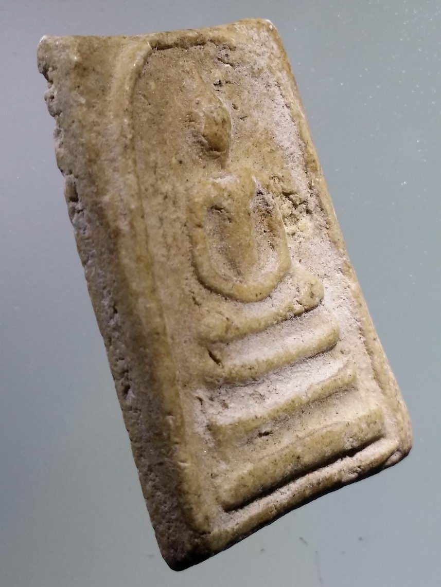 พระไม่ทราบรายละเอียด รหัสสินค้า พระไม่ทราบที่ 578 พระสมเด็จ เนื้อผงไม่รู้ที่ เชิญ