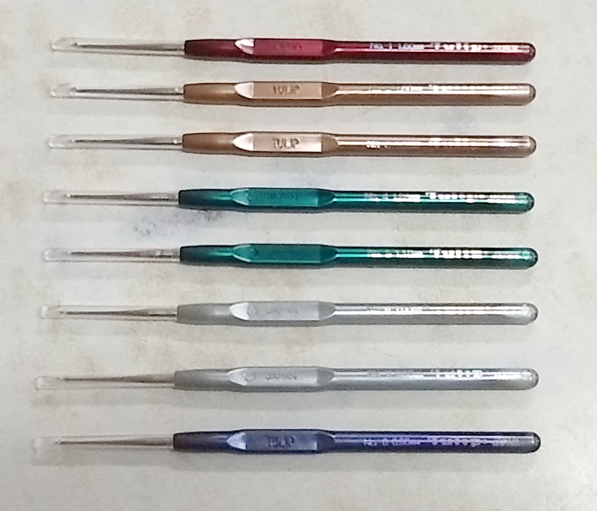 เข็มโครเชต์ด้ามมุกทิวลิป Pearl Plast Hook