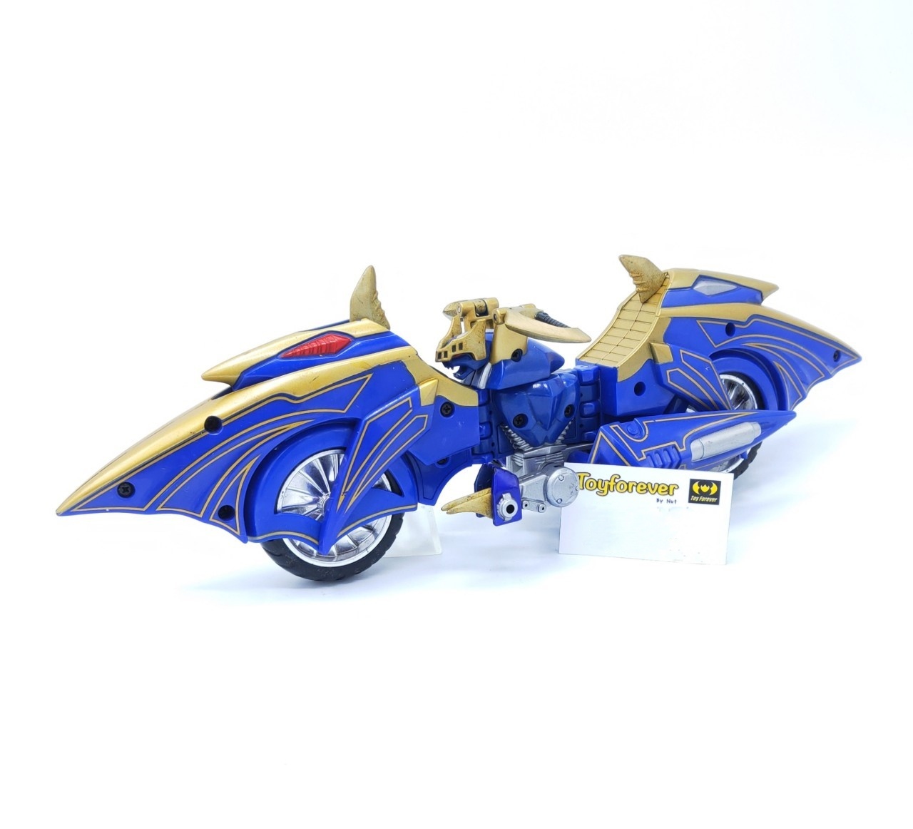 Dark Wing Survive