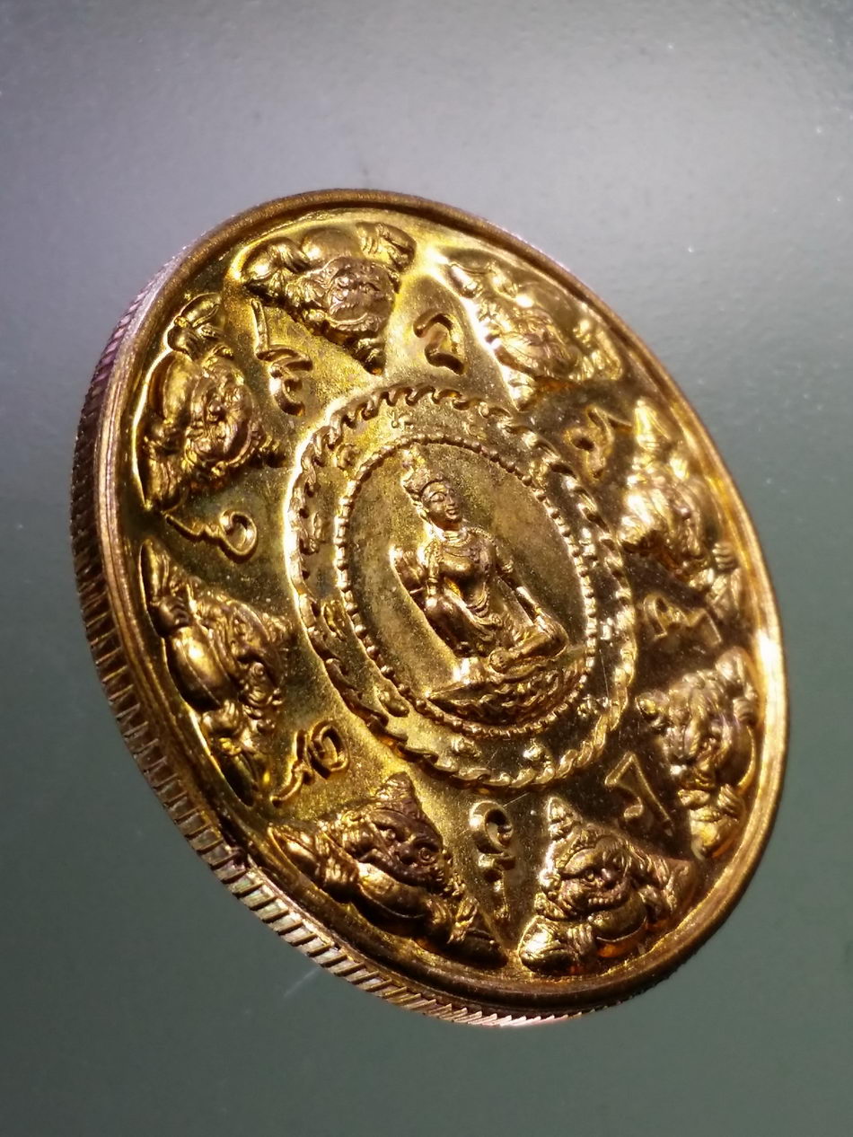 รหัสสินค้า จตุคามรามเทพ 213 จตุคามรามเทพ รุ่น สรงน้ำพลังแผ่นดิน เนื้อทองสัตตโลหะ ขนาด 3.2 เซน